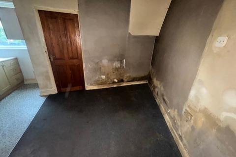 2 bedroom terraced house for sale, Centre Street, South Elmsall