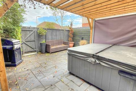 undefined, Kings Road, Petersfield GU32