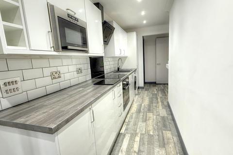 undefined, Kings Road, Petersfield GU32
