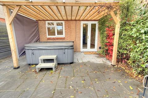 undefined, Kings Road, Petersfield GU32