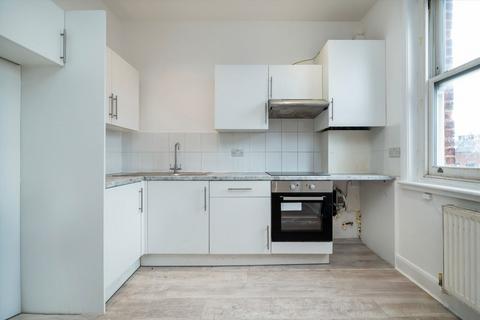 3 bedroom flat to rent, Craven Park Road, London NW10