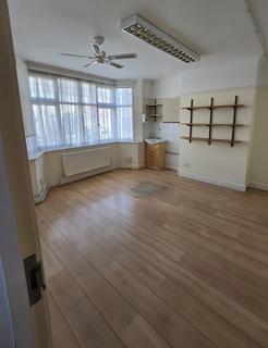 undefined, Derwent Crescent, London, N20