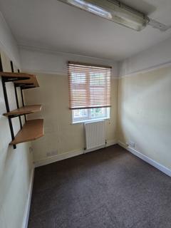 undefined, Derwent Crescent, London, N20