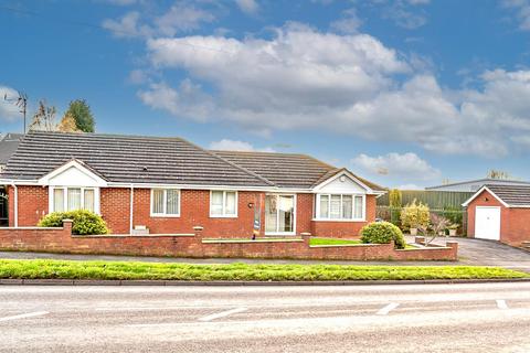 Lichfield Road, Cannock WS11