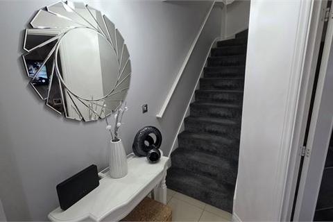 3 bedroom semi-detached house for sale, Dove Road, Mexborough, Mexborough,