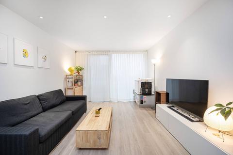 1 bedroom flat to rent, Woodberry Down, Stoke Newington, London, N4