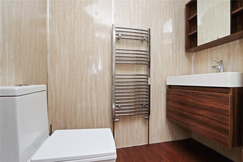 Shower Room Pic 2