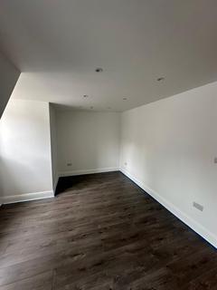 4 bedroom terraced house to rent, Balfour Mews, London, N9