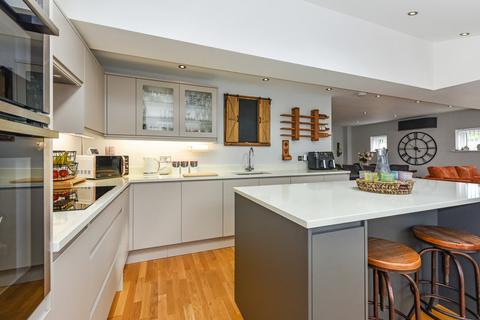 4 bedroom detached house for sale, Upper Crabbick Lane, Denmead