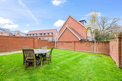 1 bedroom flat for sale, Bluebell Gardens, Folkestone, CT20
