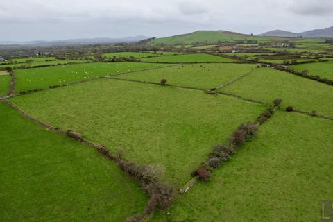 undefined, Land North of Ty Croes, Llangybi - 30ac