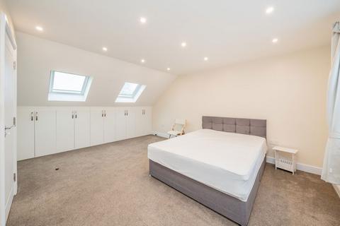 undefined, Stirling Road, Hayes UB3