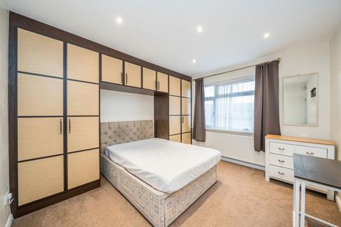 undefined, Stirling Road, Hayes UB3