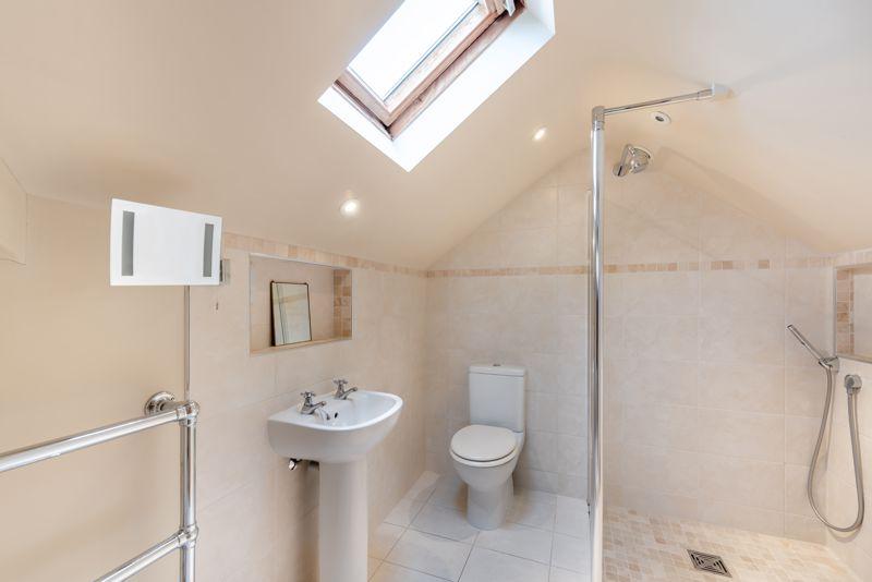Bedroom 2 En-suite