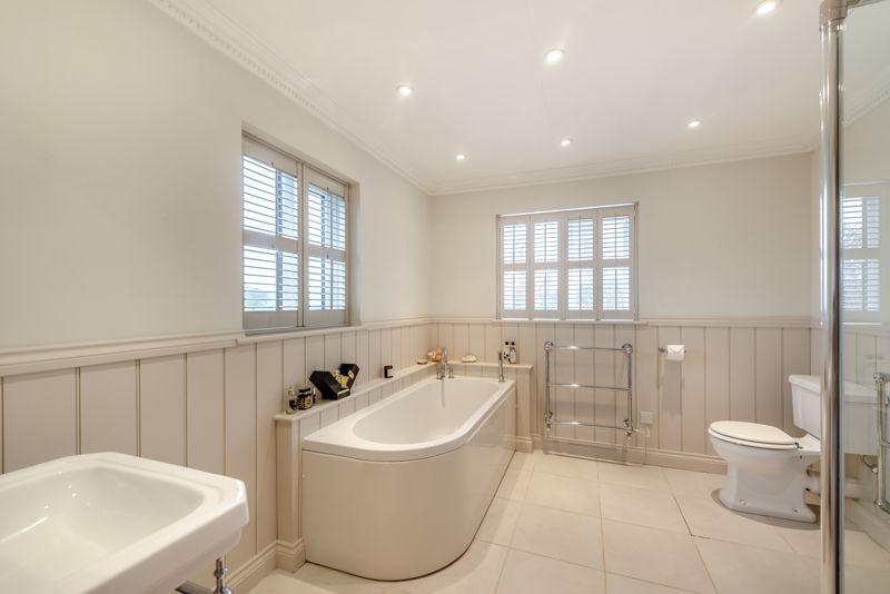 Bedroom 1 En-suite