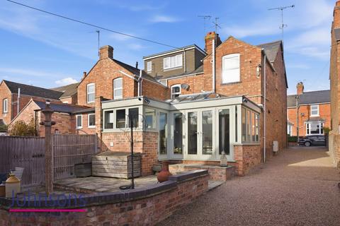 undefined, Victoria Avenue, Evesham, WR11