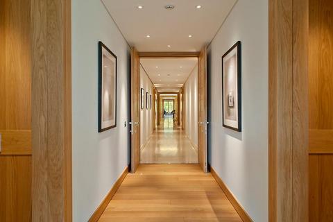 5 bedroom apartment to rent, One Hyde Park SW1