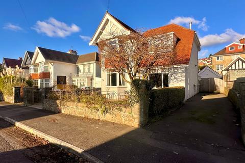 3 bedroom detached house for sale, Myrtle Grove, Swansea SA2