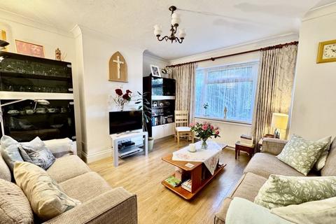 undefined, Clapton Approach, Wooburn Green HP10