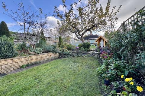 3 bedroom semi-detached house for sale, Clapton Approach, Wooburn Green HP10