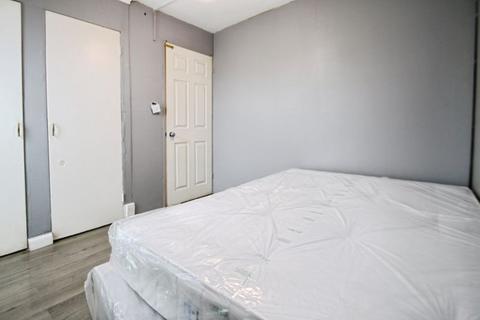 1 bedroom apartment for sale, Martlet Grove, Northolt