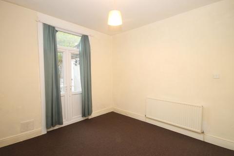 1 bedroom property for sale, Wellesley Road, Harrow