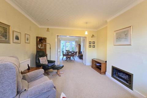3 bedroom semi-detached house for sale, Furham Feild, Pinner
