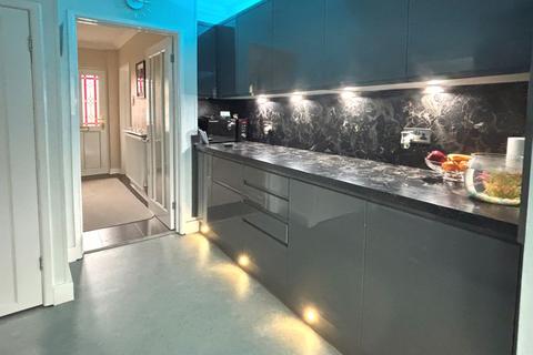 undefined, Park Avenue, Longlevens, Gloucester