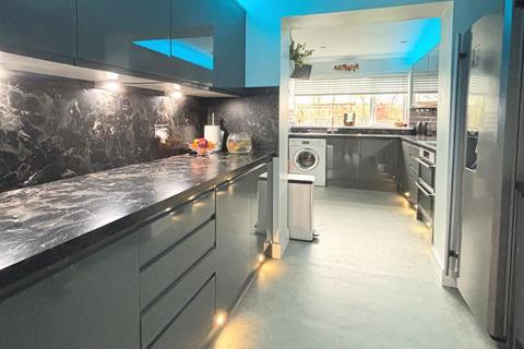 undefined, Park Avenue, Longlevens, Gloucester