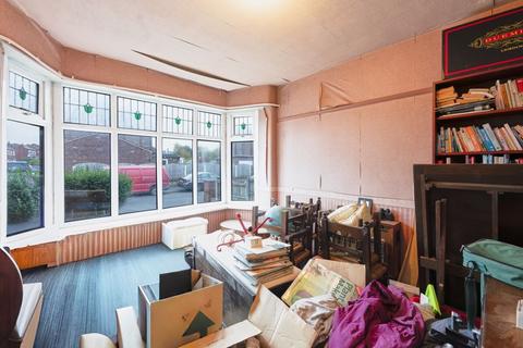 3 bedroom semi-detached house for sale, Lessingham Avenue, Wigan WN1