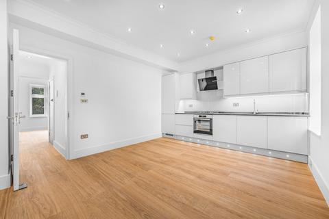 3 bedroom duplex to rent, Chatsworth Road, Kilburn, London, NW2