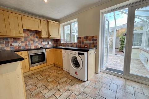 2 bedroom terraced house to rent, Cavalier Quay, East Cowes PO32