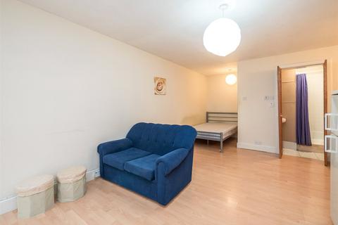 1 bedroom flat to rent, Milton Street, Edinburgh, EH8