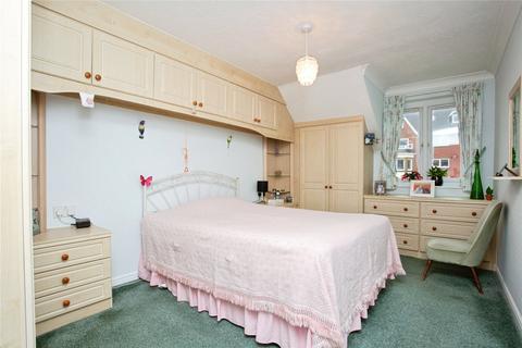 2 bedroom apartment for sale, Lystra Court, Derbe Road FY8