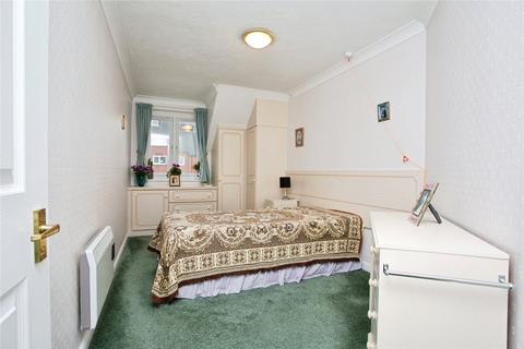 2 bedroom apartment for sale, Lystra Court, Derbe Road FY8