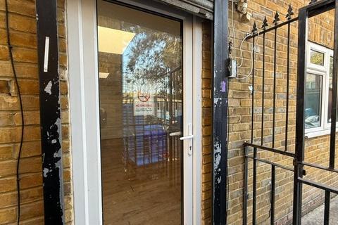 Property to rent, BATH RD, Hounslow