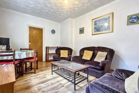 undefined, Claude Road, Cardiff CF24