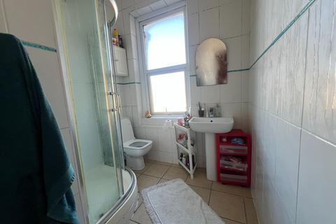 5 bedroom flat to rent, 26 Sommerville Road, Bristol BS7