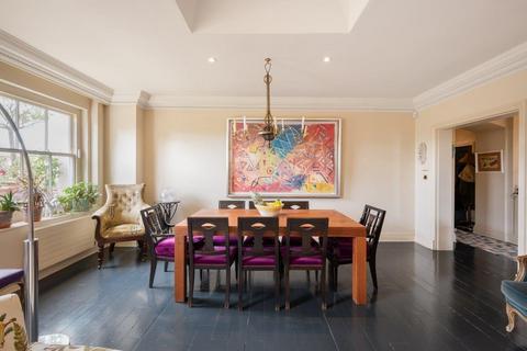 3 bedroom apartment for sale, Gloucester Gate, Regent's Park, London, NW1