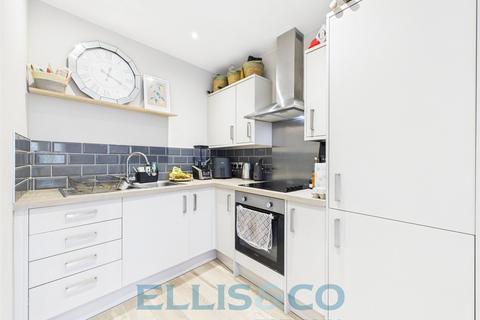 undefined, Lyons Crescent, Tonbridge, Kent, TN9