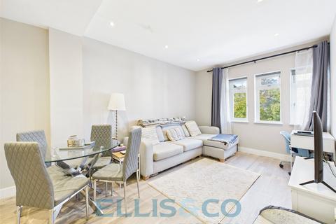 undefined, Lyons Crescent, Tonbridge, Kent, TN9