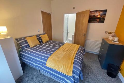 1 bedroom in a house share to rent, Room 1, Campbell Road, Stoke-On-Trent
