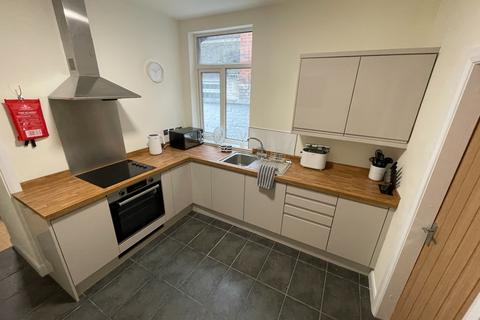 1 bedroom in a house share to rent, Room 1, Campbell Road, Stoke-On-Trent