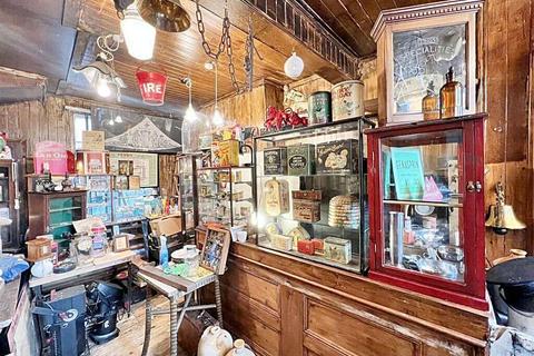 Retail property (high street) for sale, 3 Oxford St Scarborough YO12 7PJ