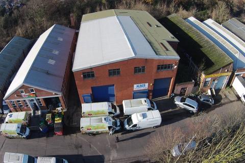 Warehouse to rent, 156 Dukes Rd London W3 0SL