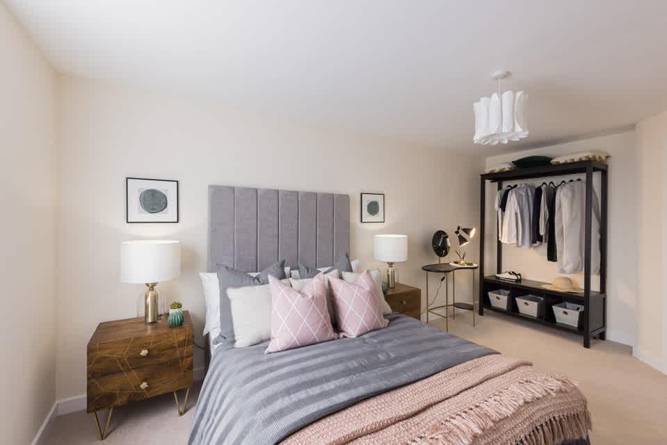 Persona-homes-stirling-fields-harvard-bedroom 3
