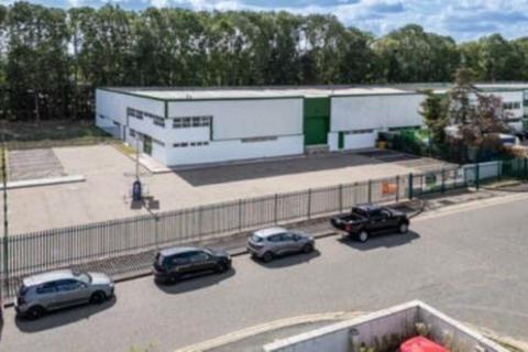Industrial unit to rent, 18-19 Gallowhill Rd Northampton NN4 7EE