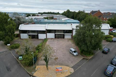 Industrial unit to rent, Caxton Close Daventry NN11 8RT