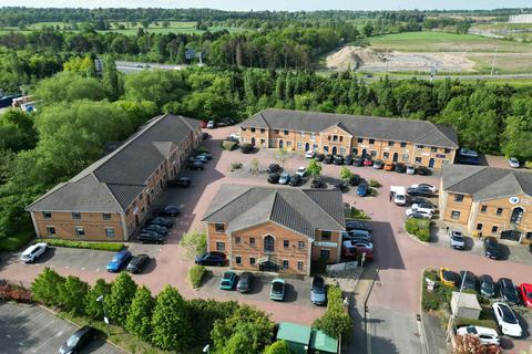 Office to rent, Loake Close Northampton NN4 5EZ