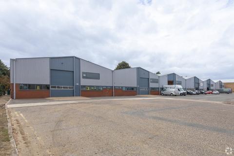Warehouse to rent, Barn Way Northampton NN5 7UW